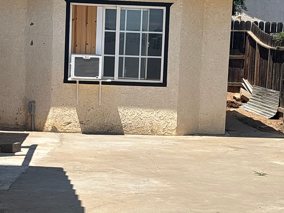 1st image of 1318 12th St