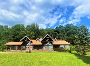 37903 Seneca Trl, Slatyfork, WV 26291