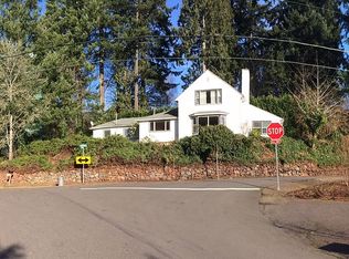 7385 SW Canyon Dr, Portland, OR 97225