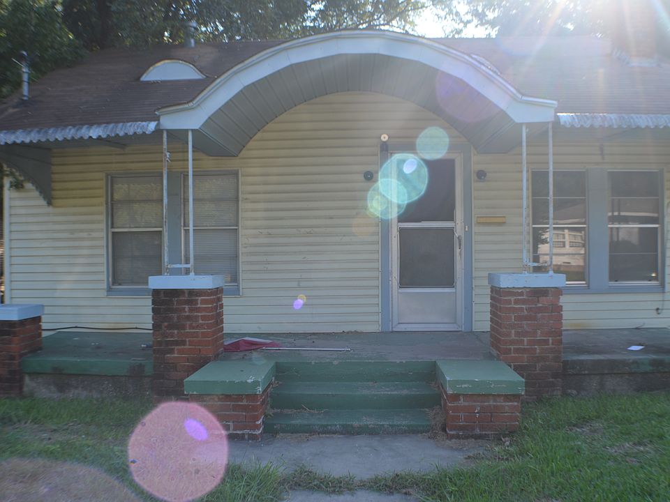 1st image of 3611 Havana St