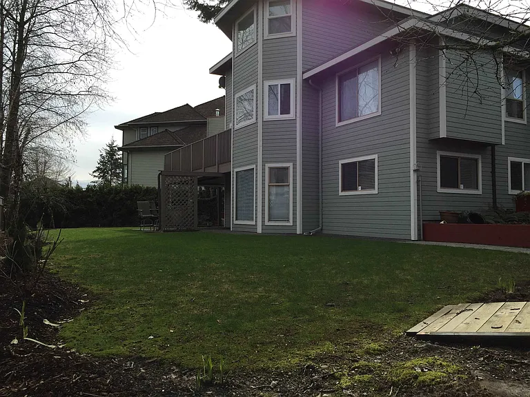 16375 Middleglen Pl #UPPER — Photo 16