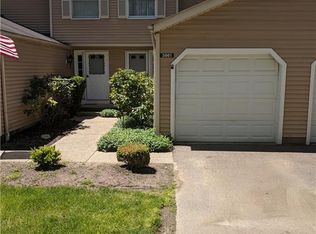 3861 Lake Run Blvd, Stow, OH 44224