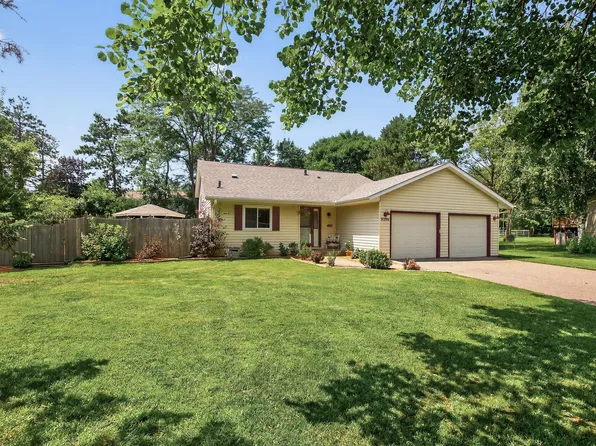 9296 Hamlet Ave S, Cottage Grove, MN 55016