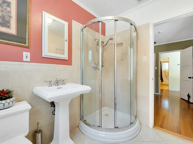 6942 Petit Ave — Photo 9