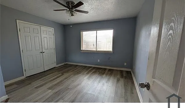 6827 Kearney Dr — Photo 10