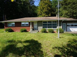 4048 Lauderdale Dr, Vestal, NY 13850