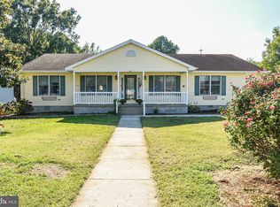 3007 Riverview Dr, Colonial Beach, VA 22443