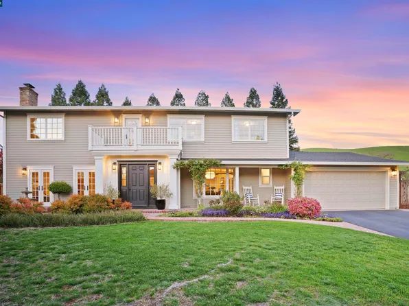 471 Millfield Pl, Moraga, CA 94556