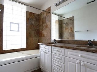 717 S Aberdeen St, Chicago, IL 60607