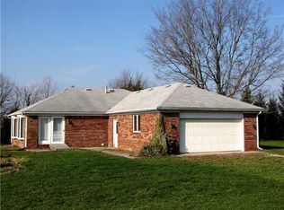 5598 S 50 W, Trafalgar, IN 46181