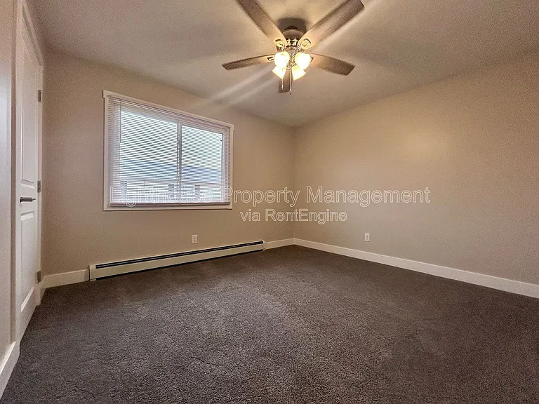 2875 Taft Ave SW #8 — Photo 16