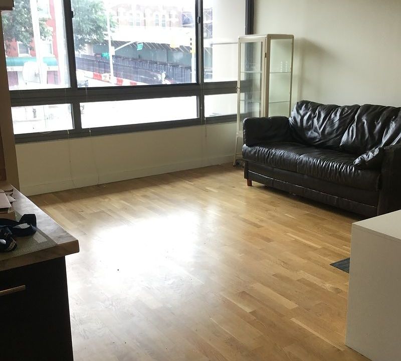 1st image of 500 4th Ave APT 2J