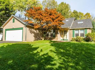 36 Doewood Ln, Rochester, NY 14606