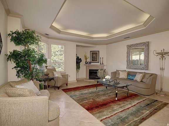 3rd image of 9701 Wexford Cir
