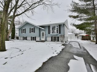 116 S Chestnut Ln, Glenwood, IL