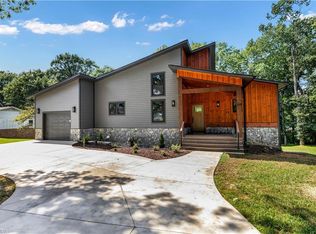168 Robinhood Rd, North Wilkesboro, NC 28659