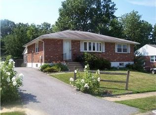 11 Dawes Dr, Newark, DE 19702