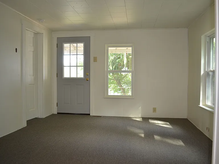 5144 Washington Rd — Photo 2