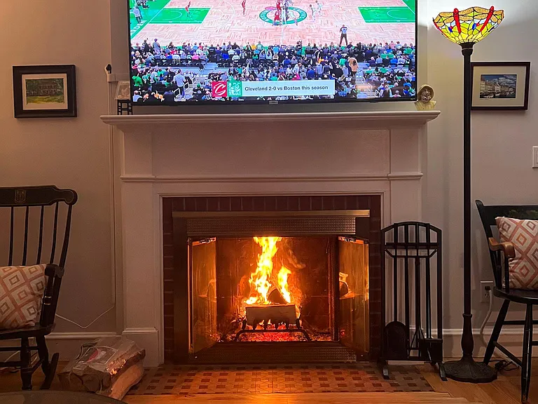 81 Mayflower Dr — Photo 8