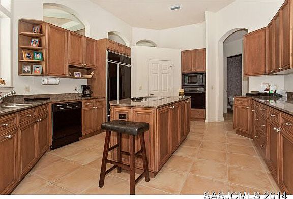 5th image of 201 Plantation Cir S