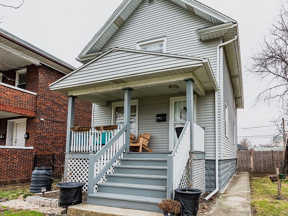 1st image of 812 S 9th Ave