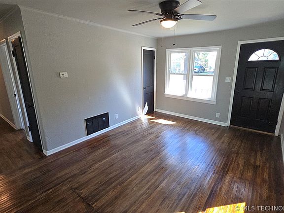 5th image of 3139 E Woodrow St