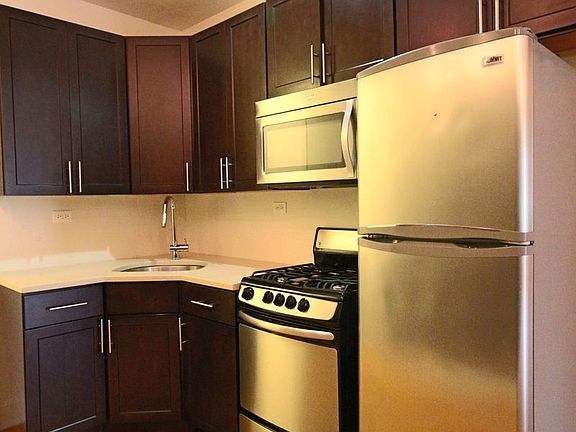 5th image of 161 Maujer St APT 2A