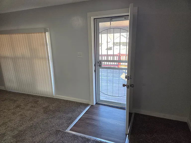 3736 Cleveland Ave — Photo 14