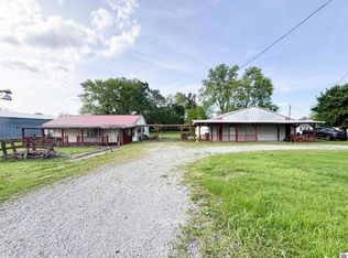 9465 Old Hinkleville Rd, Kevil, KY 42053