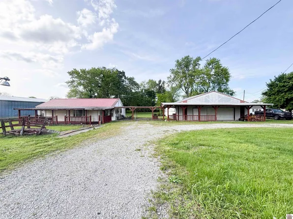 9465 Old Hinkleville Rd, Kevil, KY 42053
