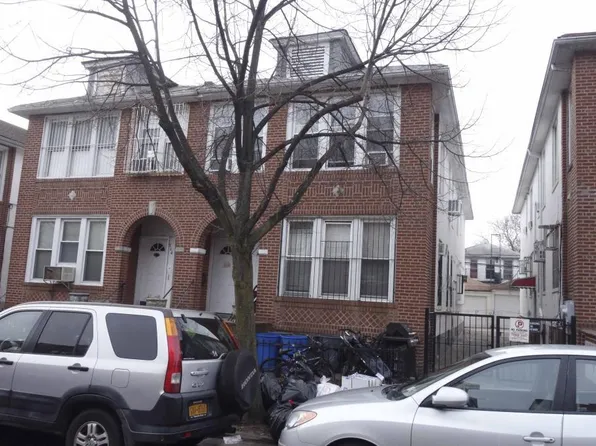 860 44th St, Brooklyn, NY 11220