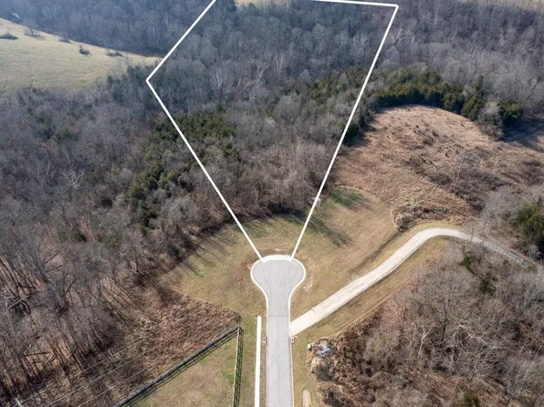 590 Claiborne Dr, Dry Ridge, KY 41035