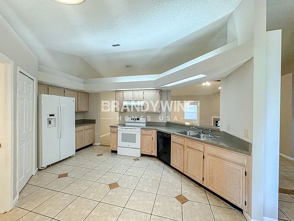4th image of 9133 Branchwater Ct