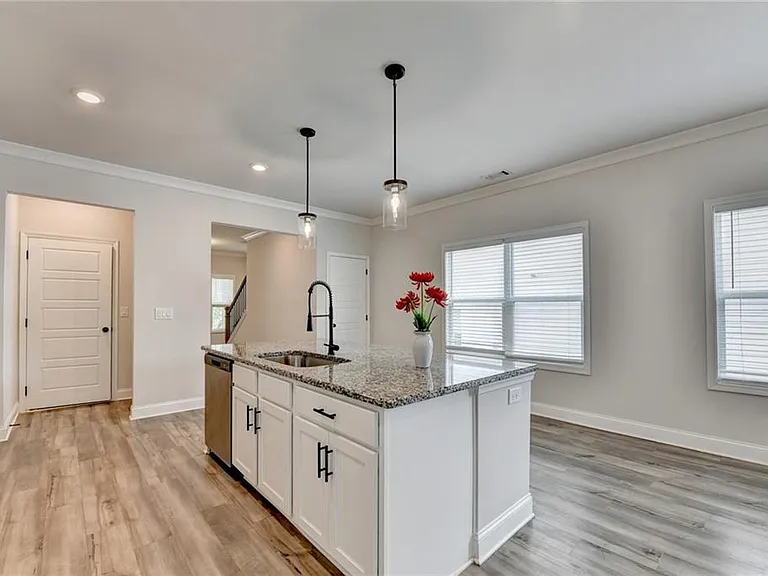1854 Westfall Lndg — Photo 13