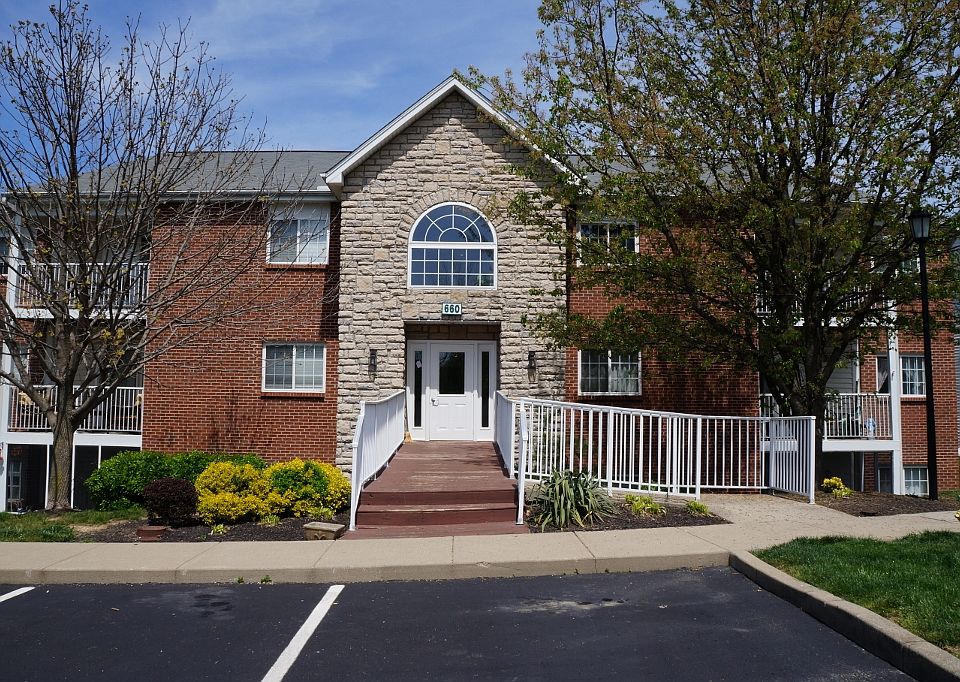 1st image of 660 Friars Ln APT 8