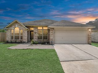 14003 Crown Glen Ct, Houston, TX 77062