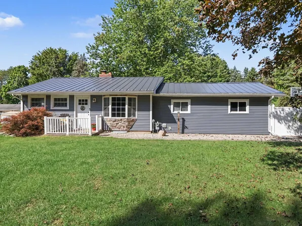 5227 Hoag Rd, Battle Creek, MI 49015