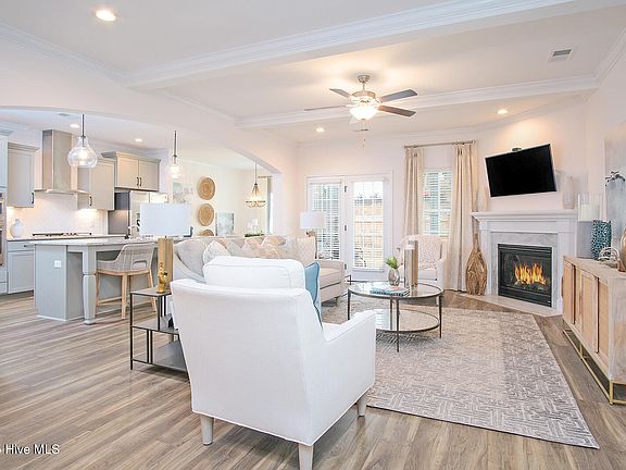 4th image of 357 Heart Pine Avenue