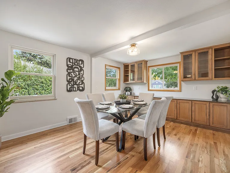 160 Circle Dr — Photo 20