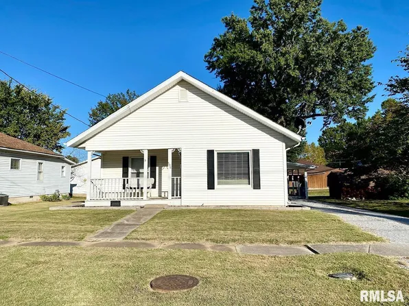 506 S Thomas St, Christopher, IL 62822