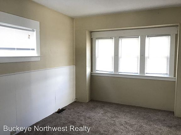 5th image of 1016 Alden Ct