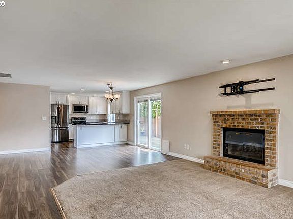 3rd image of 10418 NE 96th St