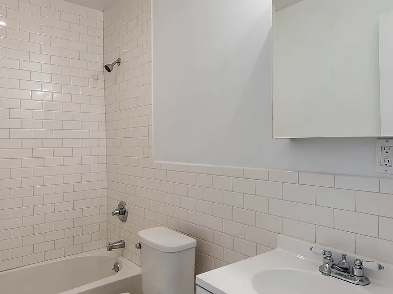 345 Knickerbocker Ave #3C — Photo 7