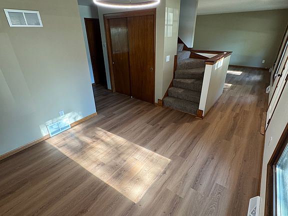 5th image of 6084 S 19th St