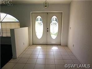 2nd image of 215 SE 23rd St