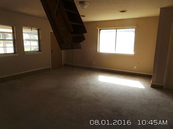 5th image of 548 SW 62nd Ter