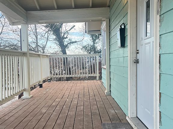 2nd image of 4222 Paseo Blvd