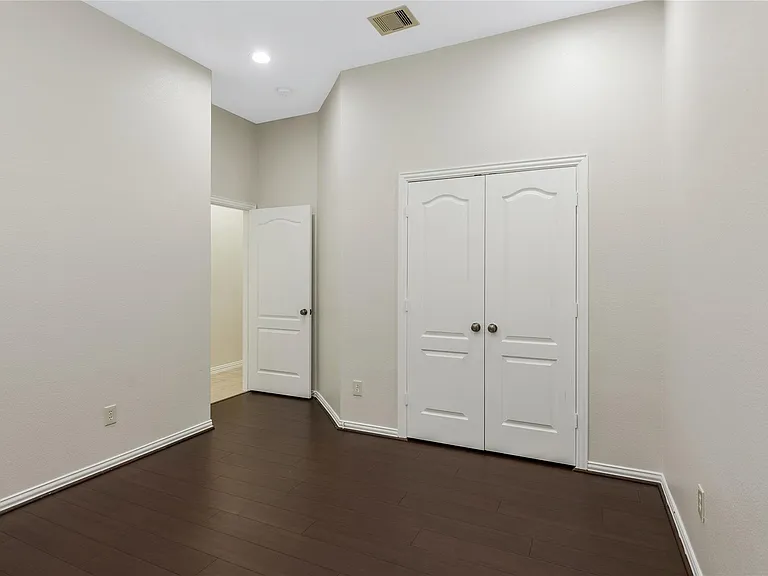 24322 Bella Florence Dr — Photo 32