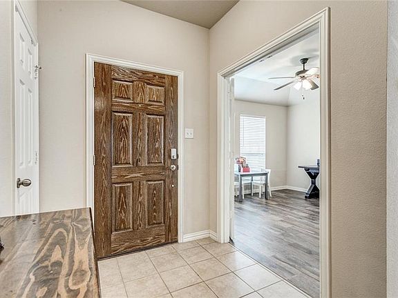 4th image of 1236 Constance Dr