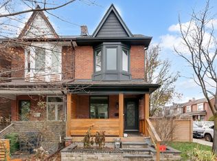 954 Shaw St, Toronto, ON M6G3M6